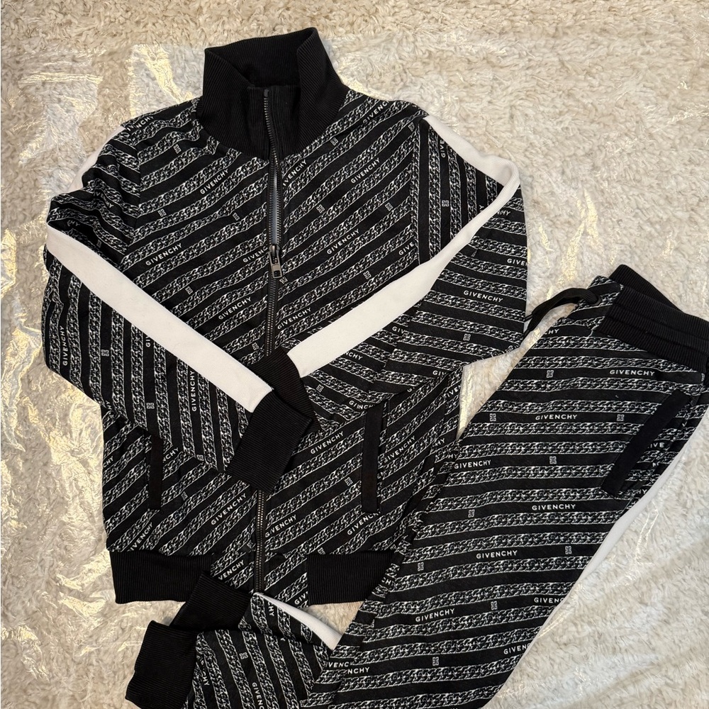 Givenchy Black & White Monogram Track Jacket & Joggers & SHORTS Sz 8